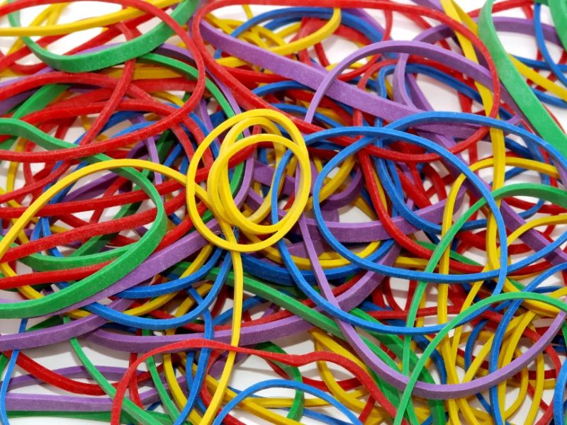 elastici-e-lacci-in-lattice-per-cartoleria