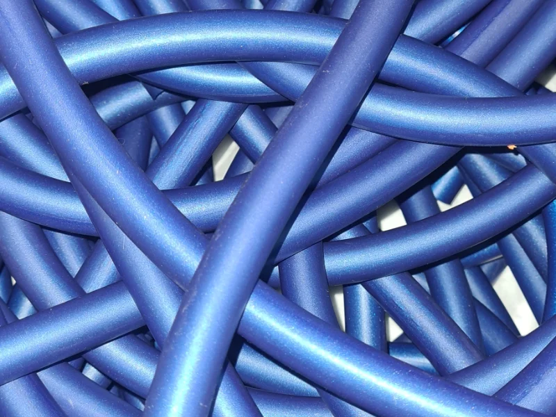 produzione-tubi-e-profili-estrusi-in-lattice-naturale